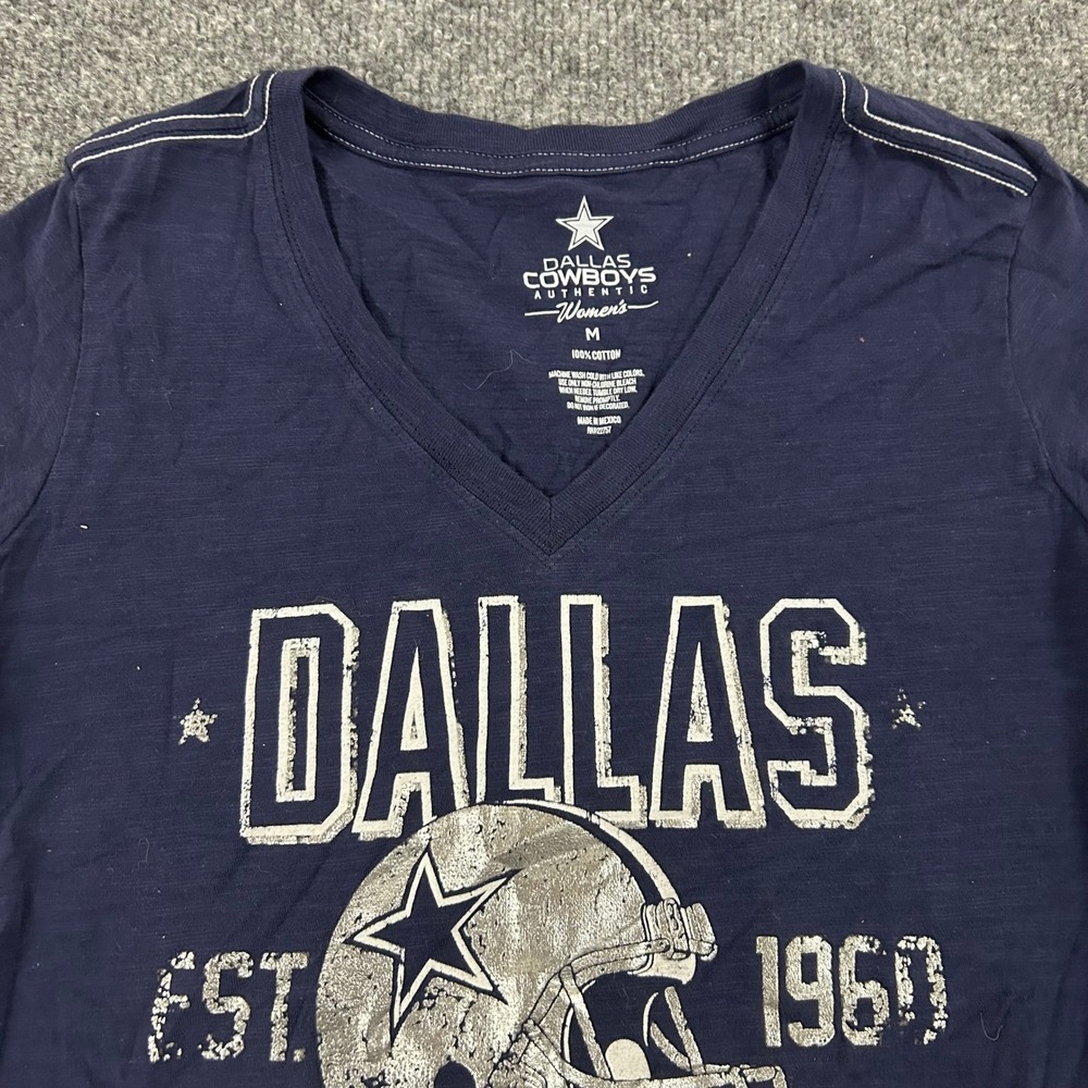 Dallas Cowboys T-Shirt Womens Size M Navy Blue V-Neck Graphic Cotton NFL Tee